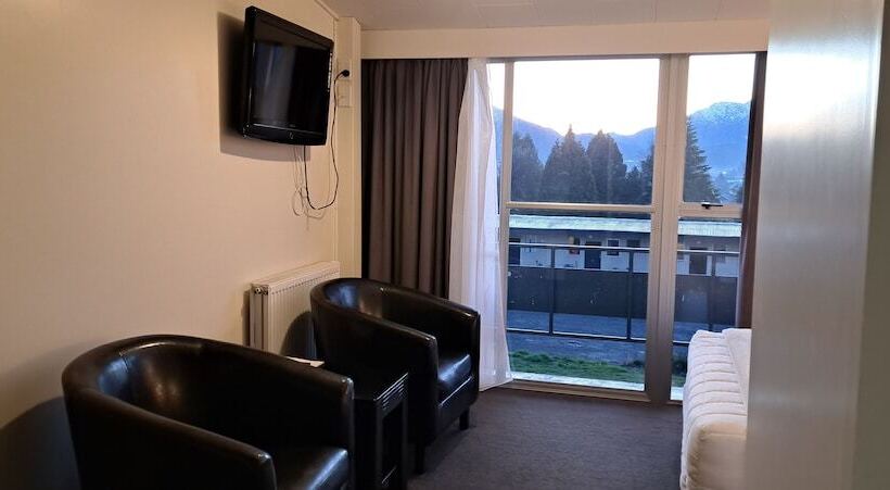 Quarto Deluxe, Fiordland