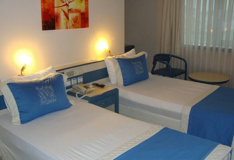 Quarto Estandar Individual, Baylan Yenisehir