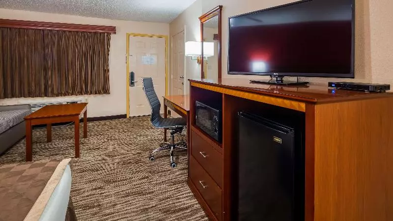 キングサイズベッドのスタンダードルーム, Best Western Executive Inn