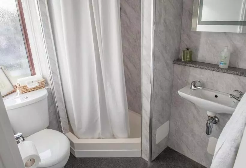 スーペリアールーム, Toothbrush Rooms At Lattice Lodge   Guest Kitchen & Ev Recharging