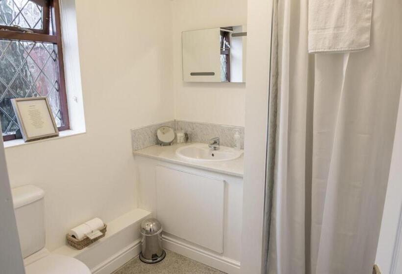 غرفة سوبيريور, Toothbrush Rooms At Lattice Lodge   Guest Kitchen & Ev Recharging