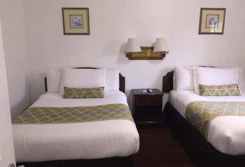 غرفة عائلية, Westward Inn