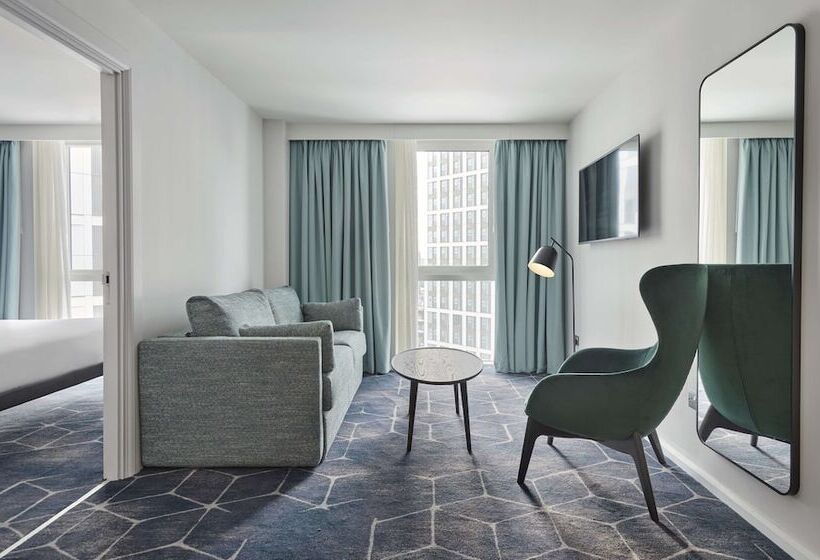 Люкс, Hyatt House London Stratford