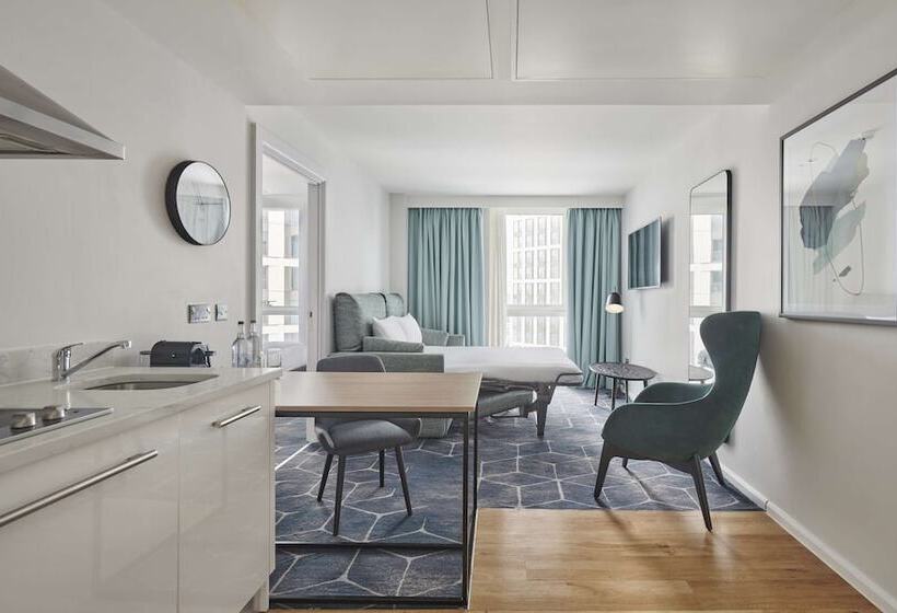 Люкс, Hyatt House London Stratford