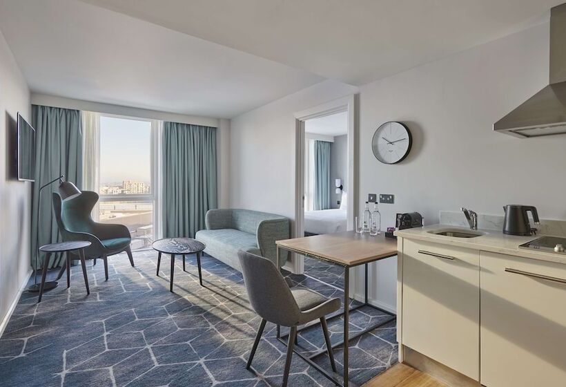 Люкс, Hyatt House London Stratford