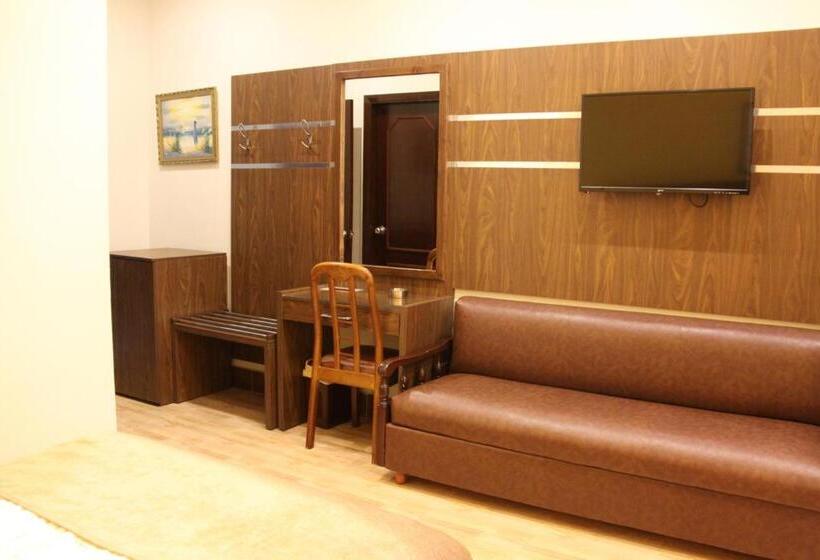 اتاق استاندارد با چشم‌انداز کوهستان, Lamedina Hotel & Resort