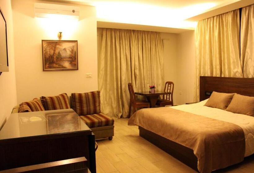 اتاق استاندارد یک نفره با چشم‌انداز دریا, Lamedina Hotel & Resort