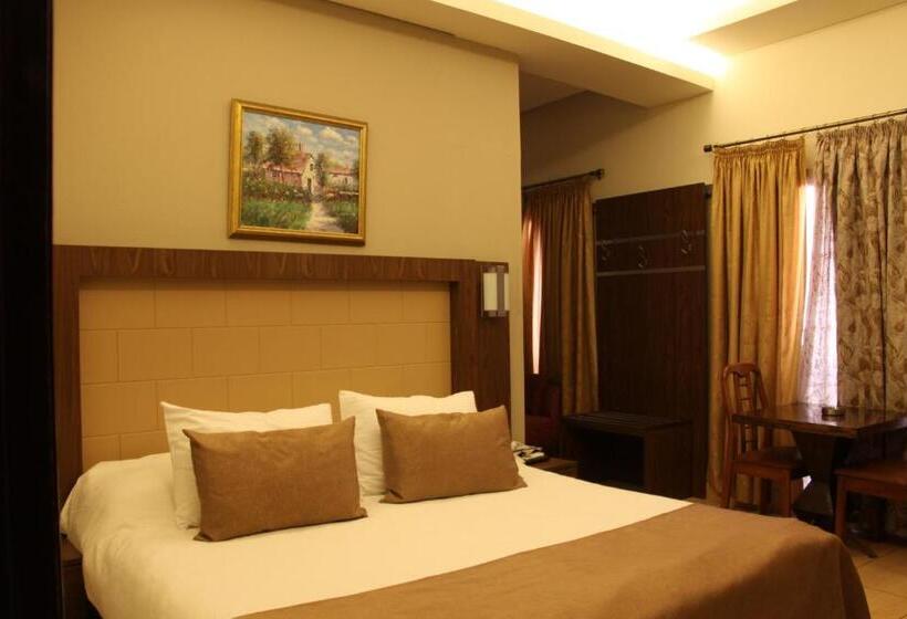 اتاق لوکس, Lamedina Hotel & Resort