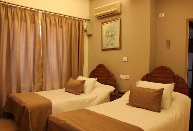 اتاق خانوادگی, Lamedina Hotel & Resort