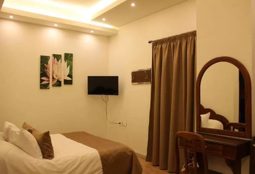 Economy Quadruple Room, Lamedina Hotel & Resort