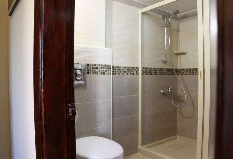 اتاق استاندارد یک نفره, Lamedina Hotel & Resort