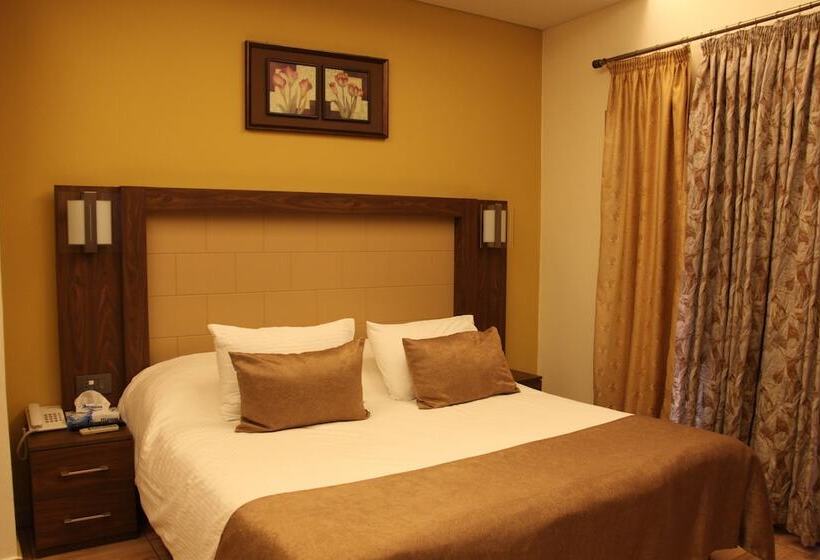 اتاق استاندارد یک نفره, Lamedina Hotel & Resort