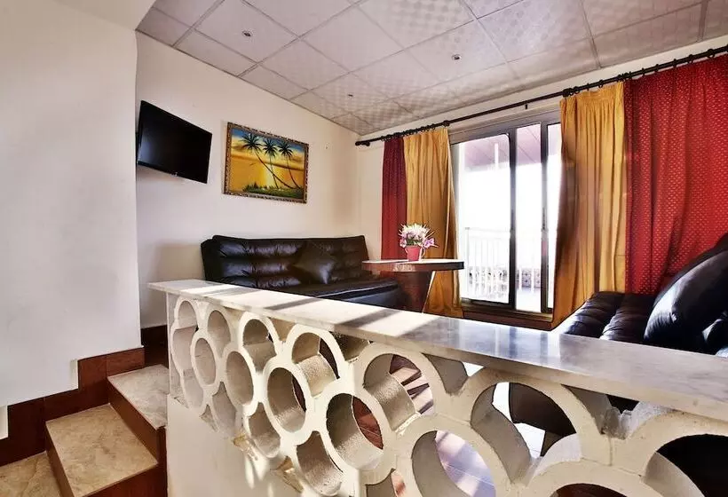 سوییت, Lamedina Hotel & Resort
