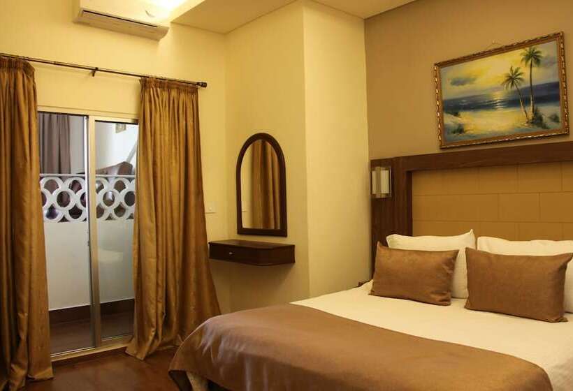 سوییت, Lamedina Hotel & Resort