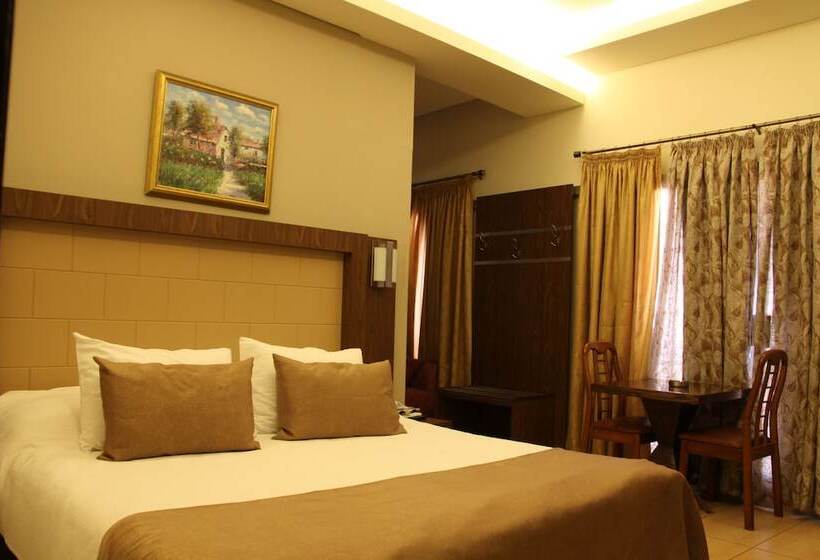 اتاق لوکس, Lamedina Hotel & Resort