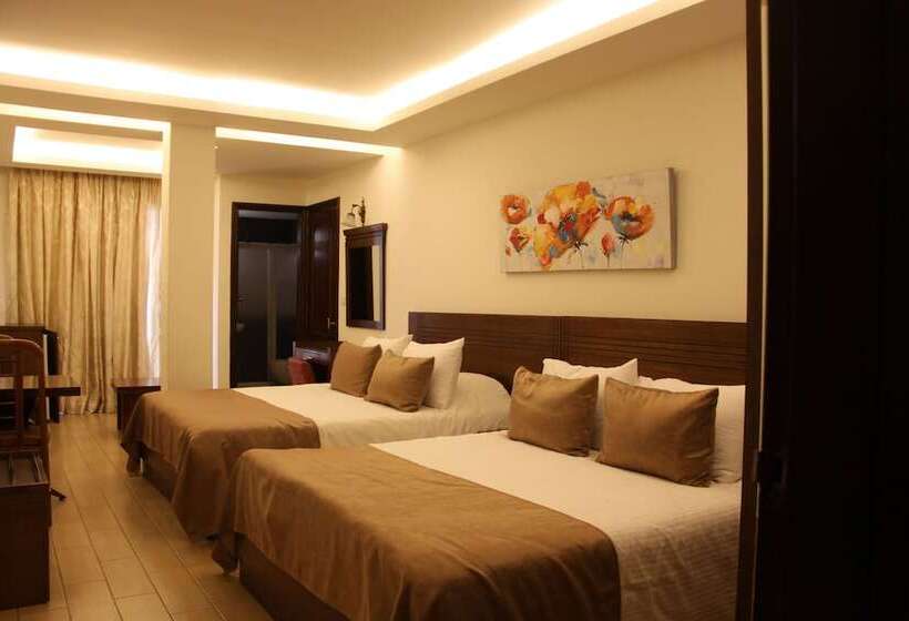 اتاق لوکس, Lamedina Hotel & Resort