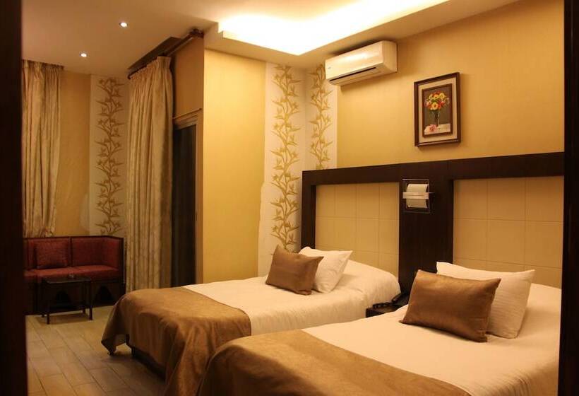 سوییت لوکس, Lamedina Hotel & Resort