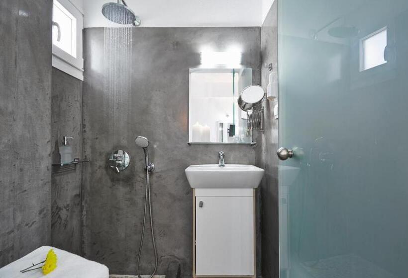 이코노미 룸, Milos Villas