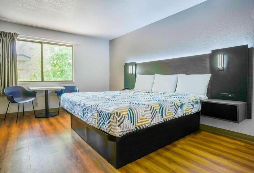 Стандартный Номер Кровать Кинг, Motel 6gresham, Or  Portland