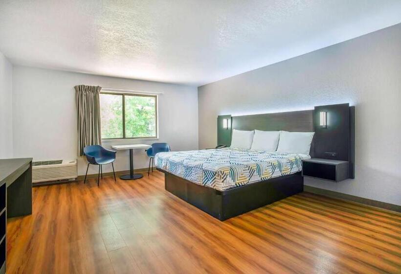 Büyük Çift Kişilik Yataklı Standart Oda, Motel 6gresham, Or  Portland