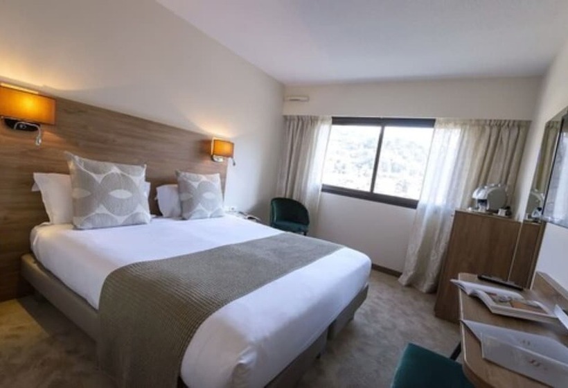 Полулюкс, Servotel Saintvincent