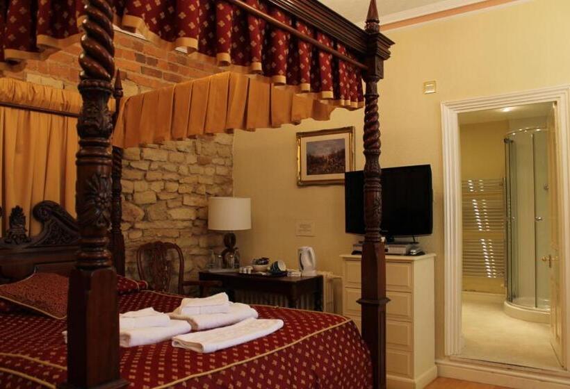 수피리어 룸, Bail House