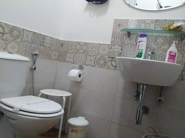 اتاق استاندارد, B&b Alfio Tomaselli