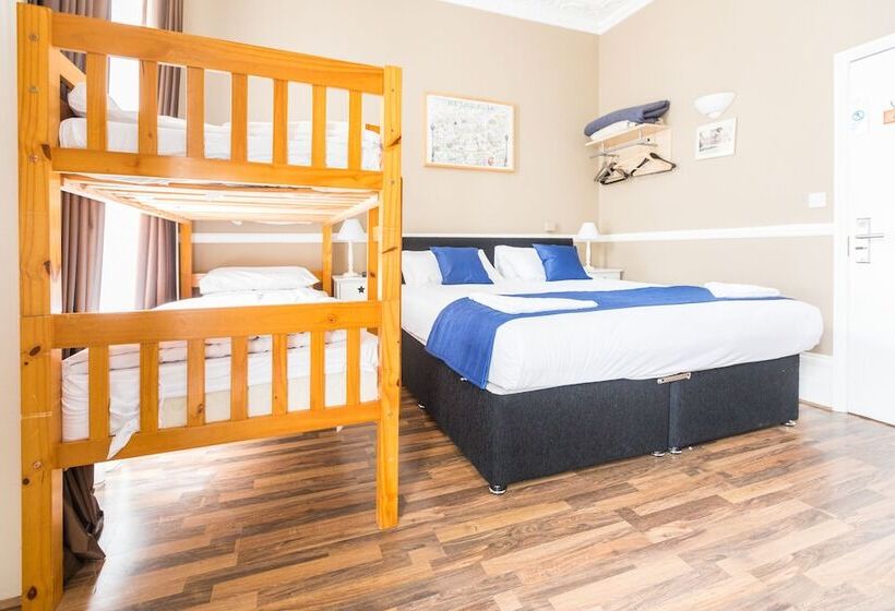 家庭间, Ebury House