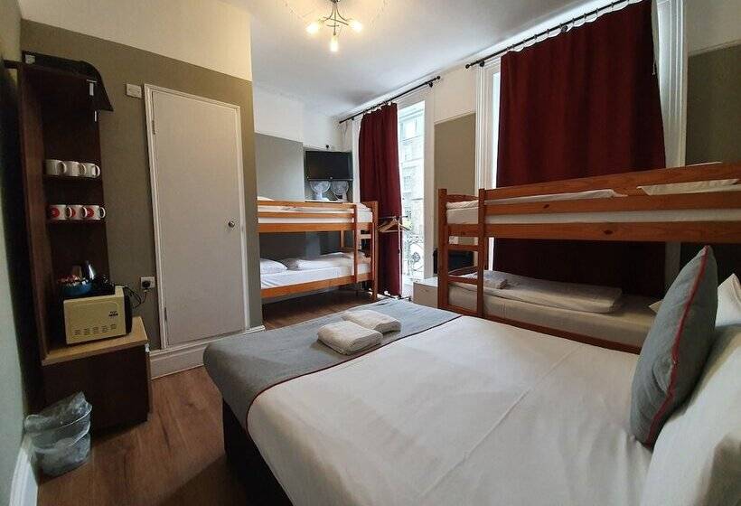 Семейный Номер, Ebury House
