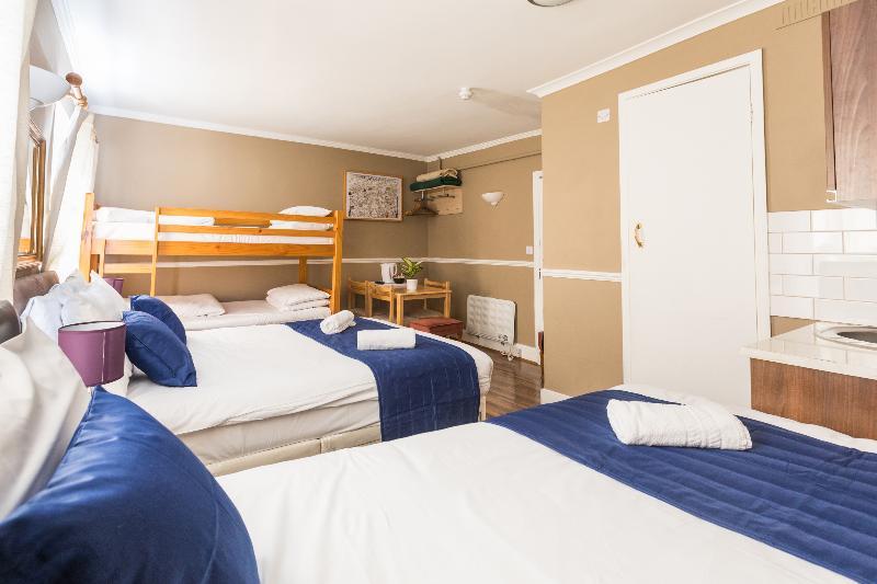 家庭间, Ebury House