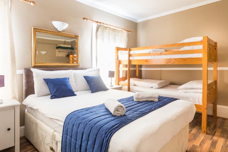 家庭间, Ebury House