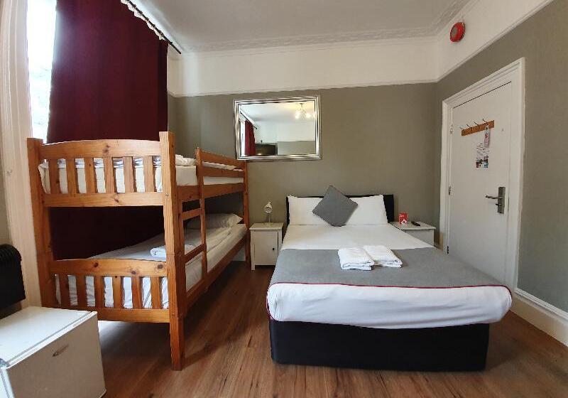 家庭间, Ebury House