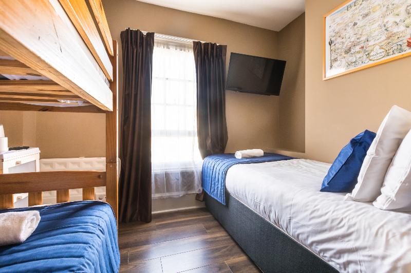 Трехместный Номер Стандарт с Двухъярусными Кроватями, Ebury House
