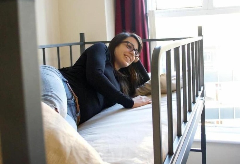 מיטה בחדר משותף, Dover Castle Hostel