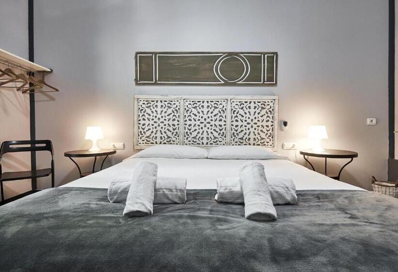 اتاق استاندارد با سرویس بهداشتی مشترک, Ella Guest House Barcelona