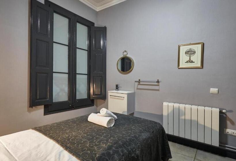 اتاق استاندارد یک تخته با سرویس بهداشتی مشترک, Ella Guest House Barcelona