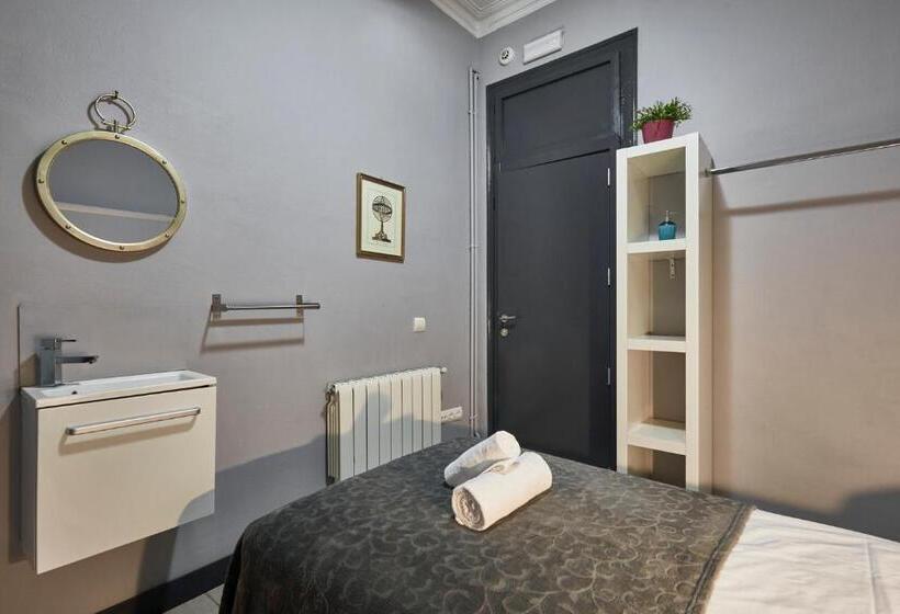 اتاق استاندارد یک تخته با سرویس بهداشتی مشترک, Ella Guest House Barcelona