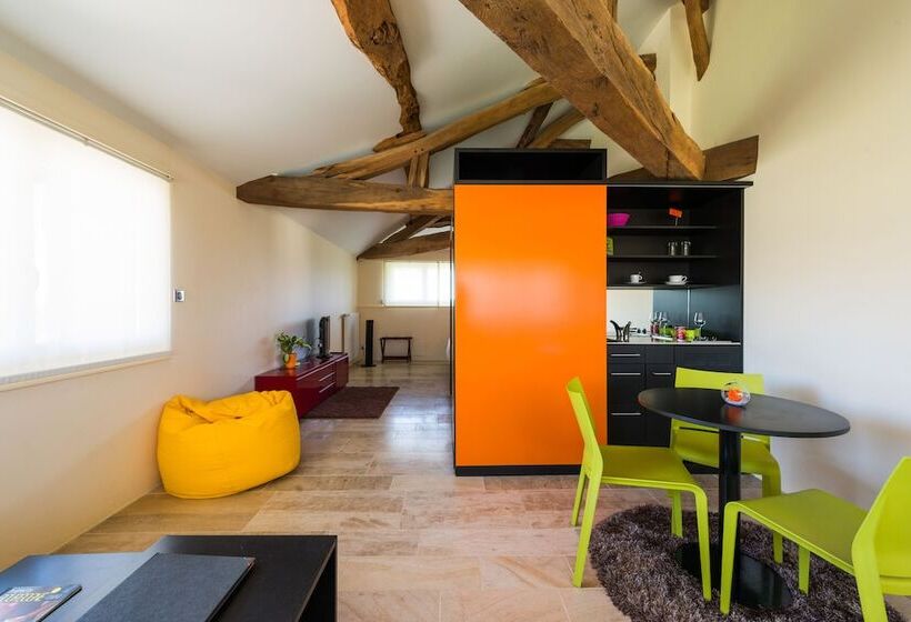 غرفة سوبيريور, Hôtel Restaurant Le Château De Besseuil, Mâcon Nord   Teritoria