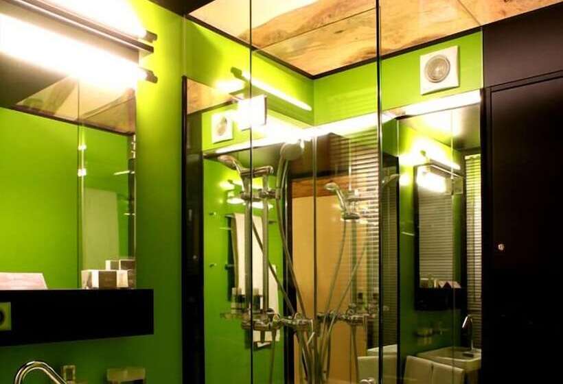 Номер Стандарт, Hôtel Restaurant Le Château De Besseuil, Mâcon Nord   Teritoria