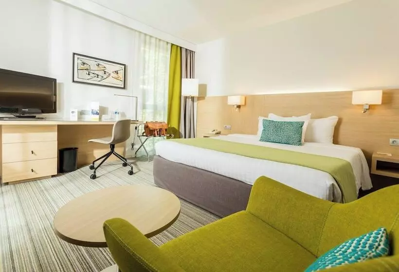 اتاق سوپریور با بالکن, Courtyard By Marriott Montpellier