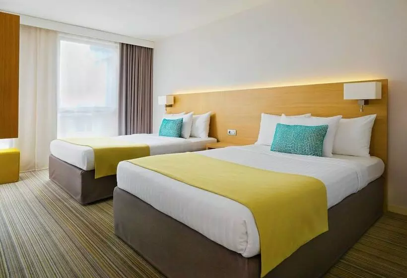 اتاق سوپریور با بالکن, Courtyard By Marriott Montpellier