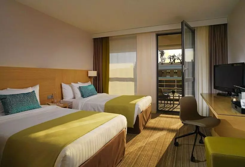 اتاق سوپریور با بالکن, Courtyard By Marriott Montpellier