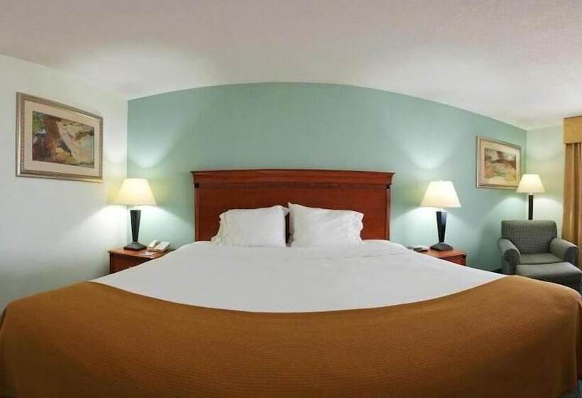 장애인을 위한 스위트, Holiday Inn Express Lake Okeechobee, An Ihg