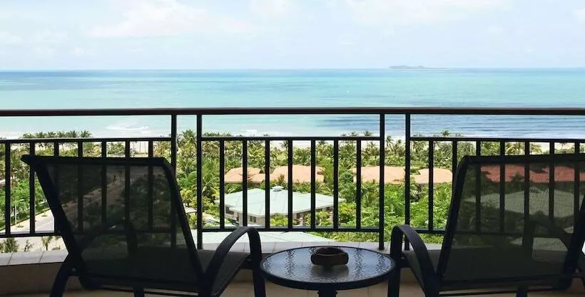 オーシャンビューのプレミアムルーム。, Howard Johnson Resort Sanya Bay