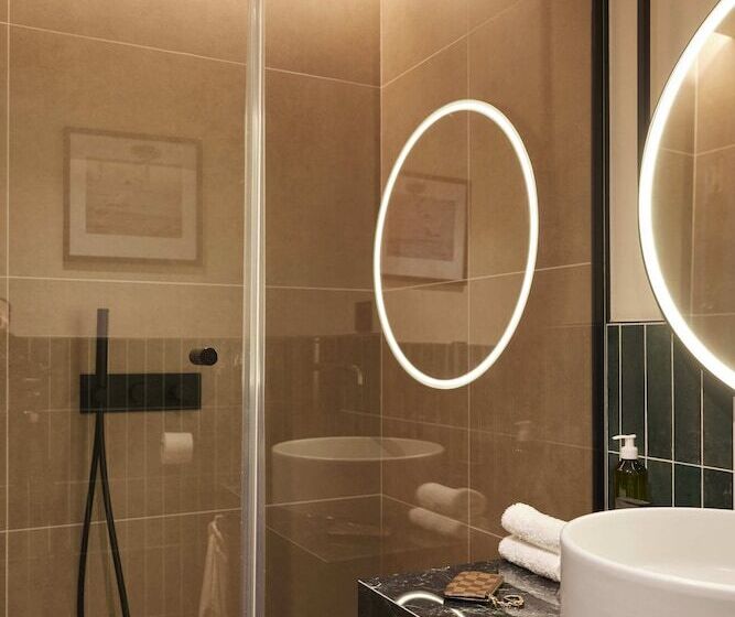 Семейный Номер, Le Parchamp, A Tribute Portfolio Hotel, Paris Boulogne