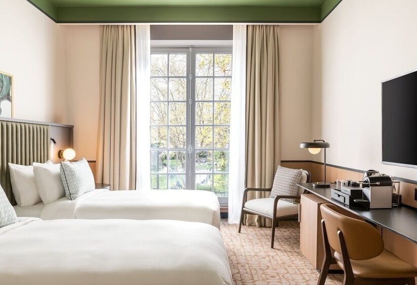 Семейный Номер, Le Parchamp, A Tribute Portfolio Hotel, Paris Boulogne