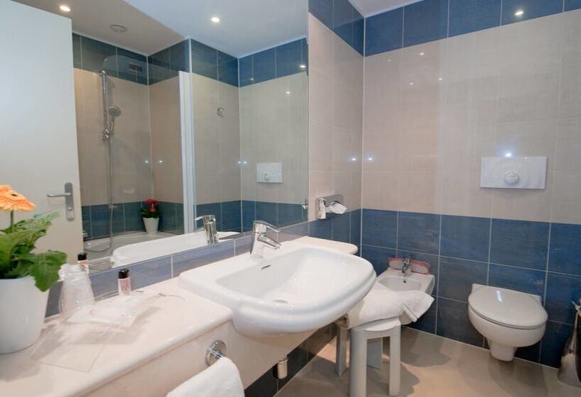 舒适型房间, Rivarolo