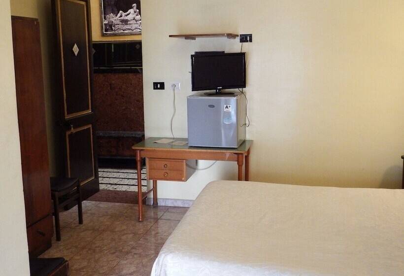 스탠다드 싱글 룸, Touring