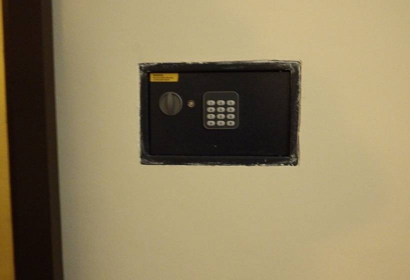 스탠다드 싱글 룸, Touring