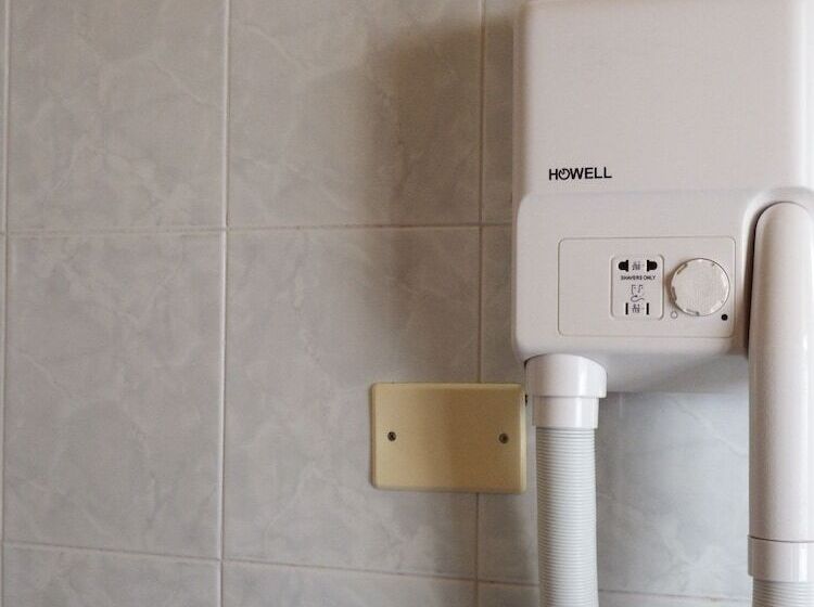 스탠다드 트리플 룸, Touring